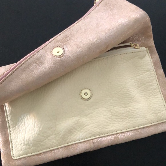 Gap leather fold over clutch purse - Picture 2 of 5